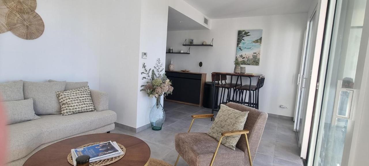 Appartement De Luxe Eze Village Vue Mer Avec Piscine Exteriör bild
