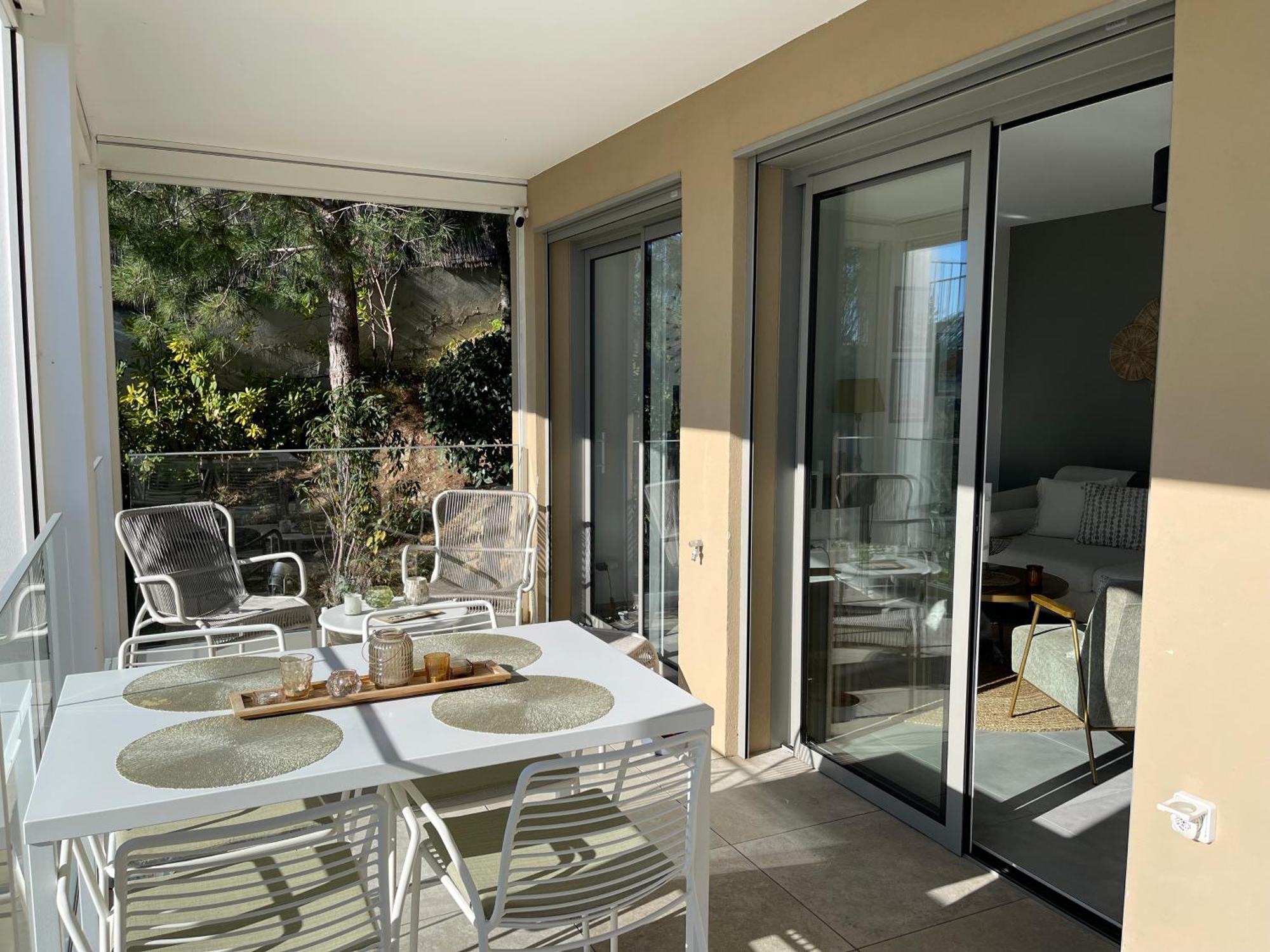 Appartement De Luxe Eze Village Vue Mer Avec Piscine Exteriör bild